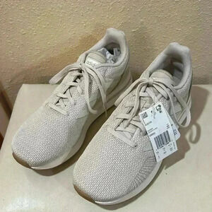 Adidas Run 70’s. Women’s running shoes